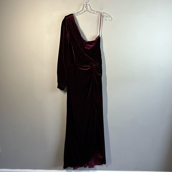 Revelry One-Shoulder Burgundy Maxi Dress - Picture 2 of 10